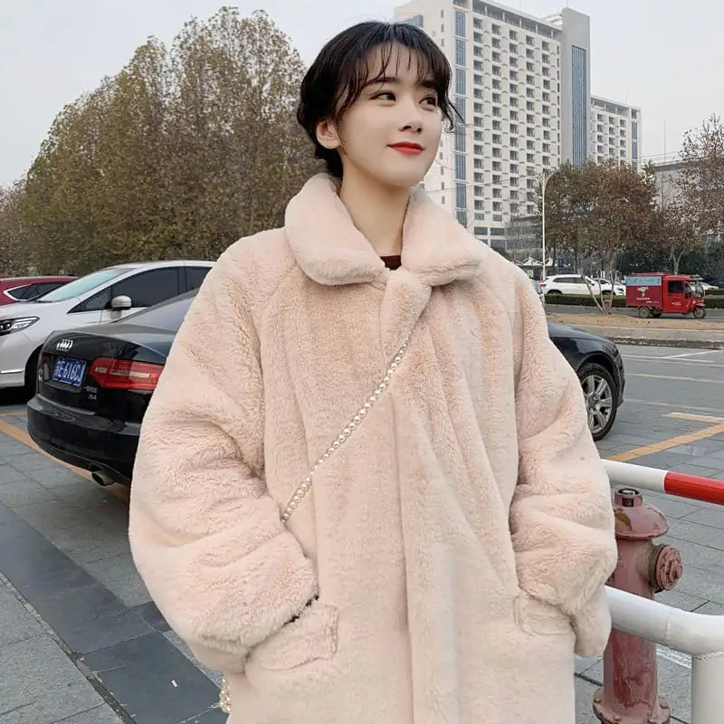Women's Velvet Mink Long Lapel Fur Coat