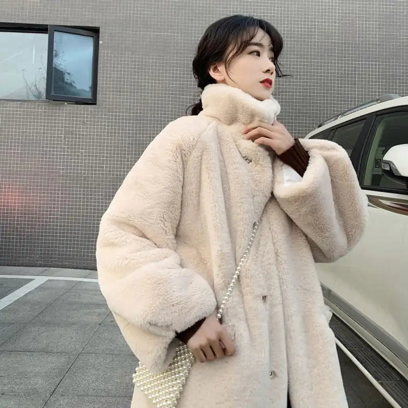 Women's Velvet Mink Long Lapel Fur Coat